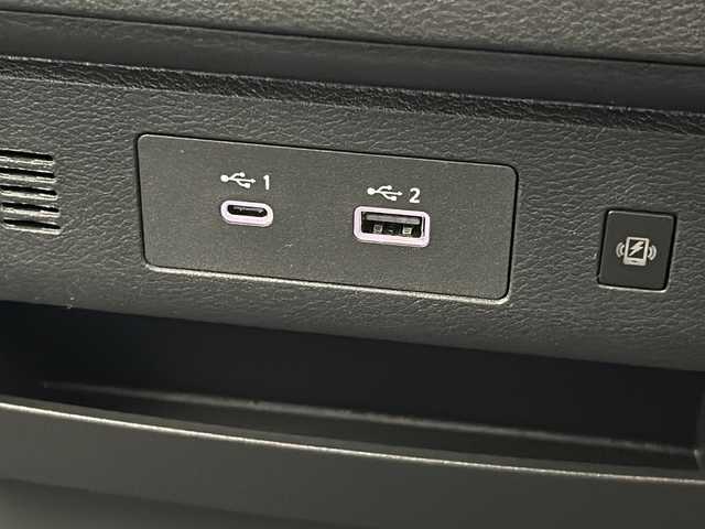 日産 セレナ e－パワー ハイウェイスター V 宮城県 2025(令7)年 0.1千km プリズムホワイト 登録済み未使用車/両側パワースライドドア/オートスライドドア/純正ナビ/(AM/FM/TV/BT/USB/HDMI)/全方位カメラ/ETC/プロパイロット/レーダークルーズコントロール/デジタルインナーミラー/置くだけ充電/プッシュスタート/スマートキー/スペアキー/オートライト/LEDヘッドライト/フォグランプ/純正16インチアルミホイール