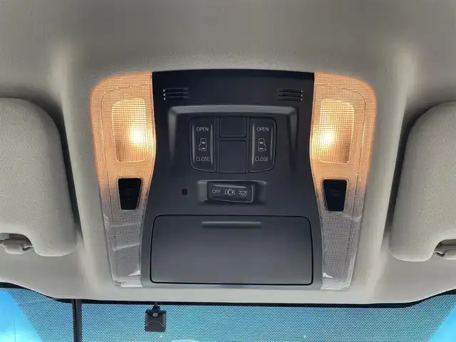 トヨタ ヴェルファイア Z Aエディション 岡山県 2016(平28)年 9.4万km ホワイトパールクリスタルシャイン 純正10インチナビ　NSZT-ZA4T/フルセグTV、CD、DVD、Bluetooth、AM、FM/TVキャンセラー/純正12インチ後席モニター/バックカメラ/両側パワースライドドア/ETC/ドライブレコーダー/クルーズコントロール