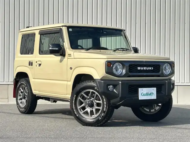 スズキ ジムニー XC 群馬県 2021(令3)年 2.2万km シフォンアイボリーM ワンオーナー/5F/4WD/ALPINEナビ/　(TV/BT/AM/FM/CD/DVD/SD/USB/HDMI)/社外ショックアブソーバー/バックカメラ/スズキセーフティーサポート/デュアルセンサーブレーキサポート/車線逸脱警報機能/先行車発進お知らせ機能/ふらつき警報/横滑り防止機能/クルーズコントロール/ダウンヒルアシストコントロール/ヒーテッドドアミラー/AUTOライト/AUTOハイビーム/純正マッドフラップ/スズキエンブレムグリル/純正フロアマット/純正ドアバイザー/ETC/前後ドライブレコーダー/前席シートヒーター/ステアリングリモコン/保証書/取扱説明書/スペアキー1