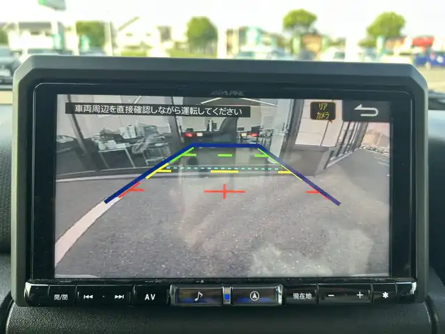 スズキ ジムニー XC 群馬県 2021(令3)年 2.2万km シフォンアイボリーM ワンオーナー/5F/4WD/ALPINEナビ/　(TV/BT/AM/FM/CD/DVD/SD/USB/HDMI)/社外ショックアブソーバー/バックカメラ/スズキセーフティーサポート/デュアルセンサーブレーキサポート/車線逸脱警報機能/先行車発進お知らせ機能/ふらつき警報/横滑り防止機能/クルーズコントロール/ダウンヒルアシストコントロール/ヒーテッドドアミラー/AUTOライト/AUTOハイビーム/純正マッドフラップ/スズキエンブレムグリル/純正フロアマット/純正ドアバイザー/ETC/前後ドライブレコーダー/前席シートヒーター/ステアリングリモコン/保証書/取扱説明書/スペアキー1
