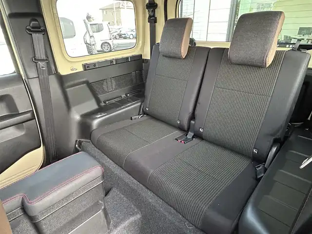 スズキ ジムニー XC 群馬県 2021(令3)年 2.2万km シフォンアイボリーM ワンオーナー/5F/4WD/ALPINEナビ/　(TV/BT/AM/FM/CD/DVD/SD/USB/HDMI)/社外ショックアブソーバー/バックカメラ/スズキセーフティーサポート/デュアルセンサーブレーキサポート/車線逸脱警報機能/先行車発進お知らせ機能/ふらつき警報/横滑り防止機能/クルーズコントロール/ダウンヒルアシストコントロール/ヒーテッドドアミラー/AUTOライト/AUTOハイビーム/純正マッドフラップ/スズキエンブレムグリル/純正フロアマット/純正ドアバイザー/ETC/前後ドライブレコーダー/前席シートヒーター/ステアリングリモコン/保証書/取扱説明書/スペアキー1