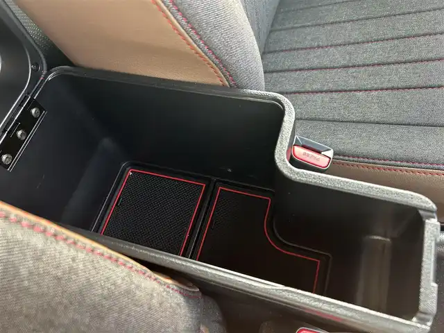 スズキ ジムニー XC 群馬県 2021(令3)年 2.2万km シフォンアイボリーM ワンオーナー/5F/4WD/ALPINEナビ/　(TV/BT/AM/FM/CD/DVD/SD/USB/HDMI)/社外ショックアブソーバー/バックカメラ/スズキセーフティーサポート/デュアルセンサーブレーキサポート/車線逸脱警報機能/先行車発進お知らせ機能/ふらつき警報/横滑り防止機能/クルーズコントロール/ダウンヒルアシストコントロール/ヒーテッドドアミラー/AUTOライト/AUTOハイビーム/純正マッドフラップ/スズキエンブレムグリル/純正フロアマット/純正ドアバイザー/ETC/前後ドライブレコーダー/前席シートヒーター/ステアリングリモコン/保証書/取扱説明書/スペアキー1
