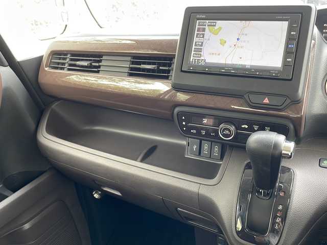 ホンダ Ｎ ＢＯＸ G･L ホンダセンシング カッパーブラウンスタイル 千葉県 2019(平31)年 1.7万km プラチナホワイトパール ナビ　ＶＸＭ－１９４Ｃｉ　バックカメラ　ＣＤ　ＵＳＢ　Ｂｔ　ＥＴＣ　追従型クルーズコントロール　純正フロアマット　スペアキー　ドアバイザー　電動格納ミラー　両側パワースライド LEDライト