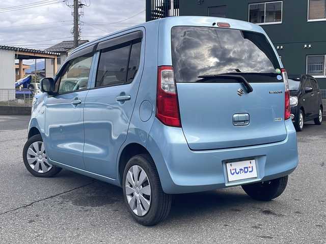 スズキ ワゴンＲ FX 福井県 2014(平26)年 8.7万km フィズブルーパールメタリック (株)IDOMが運営する【じしゃロン福井店】の自社ローン対象車両になります。こちらは現金またはオートローンご利用時の価格です。自社ローンご希望の方は別途その旨お申付け下さい/社外メモリナビ(AVIC-RZ33) CD/DVD/ワンセグ/運転席シートヒーター/オートエアコン/社外フロアマット