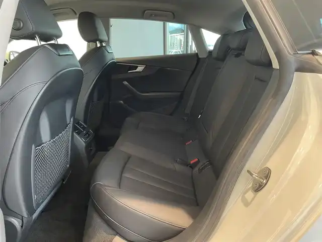 アウディ Ａ５ SB 2．0 TFSI スポーツ 愛知県 2018(平30)年 4.9万km グレイシアホワイトメタリック マトリクスＬＥＤヘッドライト/バーチャルコクピット　/マルチスポークデザインコントラストグレーＡＷ　/ＭＭＩナビゲーション　/Ｂｌｕｅｔｏｏｔｈ　/３６０度カメラ　/フルセグＴＶ/ＡＣＣ　/ＬＫＡ　/ＬＤＷ　/ＢＳＭ　/レザーシート/シートヒーター/ドライビングアシスト/ETC/アイドリングストップ/ウィンカーミラー/パワーバックドア/プッシュスタート