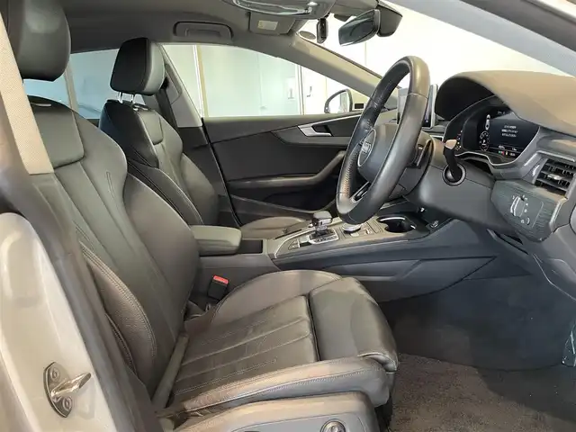 アウディ Ａ５ SB 2．0 TFSI スポーツ 愛知県 2018(平30)年 4.9万km グレイシアホワイトメタリック マトリクスＬＥＤヘッドライト/バーチャルコクピット　/マルチスポークデザインコントラストグレーＡＷ　/ＭＭＩナビゲーション　/Ｂｌｕｅｔｏｏｔｈ　/３６０度カメラ　/フルセグＴＶ/ＡＣＣ　/ＬＫＡ　/ＬＤＷ　/ＢＳＭ　/レザーシート/シートヒーター/ドライビングアシスト/ETC/アイドリングストップ/ウィンカーミラー/パワーバックドア/プッシュスタート