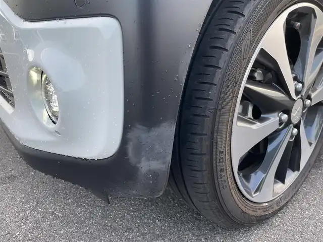 三菱 ｅＫクロス T プレミアム 岡山県 2023(令5)年 1.4万km アメジストブラック/シルキーホワイト 登録時走行距離　13937km/ワンオーナー/ルーフレール/純正9インチナビ/　(CD/フルセグTVTV/Bluetooth)/全方位カメラ/クルーズコントロール(追従走行あり)/衝突被害軽減システム/車線逸脱警報/車線逸脱防止支援/コーナーセンサー/MI-PILOT（高速道路同一車線支援技術）/先行車発進お知らせ/道路標識認識表示/ふらつき警報/ドライブレコーダー/ETC/シートヒーター（D・N席）/ステアリングヒーター/革巻きステアリング/ステアリングスイッチ/純正LEDヘッドライト/フォグライト/オートライト/ヘッドライトレベライザー/プッシュスタート/スマートキー/パドルシフト/アイドリングストップ/純正アルミホイール 15インチ/ドアバイザー/電動格納ミラー/純正フロアマット/横滑防止装置/盗難防止装置/取扱説明書/新車時整備手帳（保証書）