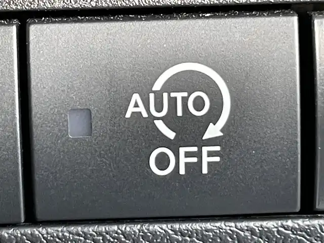 三菱 ｅＫクロス T プレミアム 岡山県 2023(令5)年 1.4万km アメジストブラック/シルキーホワイト 登録時走行距離　13937km/ワンオーナー/ルーフレール/純正9インチナビ/　(CD/フルセグTVTV/Bluetooth)/全方位カメラ/クルーズコントロール(追従走行あり)/衝突被害軽減システム/車線逸脱警報/車線逸脱防止支援/コーナーセンサー/MI-PILOT（高速道路同一車線支援技術）/先行車発進お知らせ/道路標識認識表示/ふらつき警報/ドライブレコーダー/ETC/シートヒーター（D・N席）/ステアリングヒーター/革巻きステアリング/ステアリングスイッチ/純正LEDヘッドライト/フォグライト/オートライト/ヘッドライトレベライザー/プッシュスタート/スマートキー/パドルシフト/アイドリングストップ/純正アルミホイール 15インチ/ドアバイザー/電動格納ミラー/純正フロアマット/横滑防止装置/盗難防止装置/取扱説明書/新車時整備手帳（保証書）