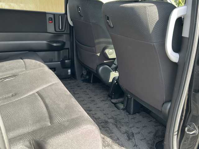 ホンダ ステップワゴン スパーダ Z インターナビセレ 秋田県 2012(平24)年 7.4万km プレミアムスパークルブラックパール 純正メモリナビ/純正CD、DVD、TV/両側パワースライドドア/純正後席モニター/純正16インチAW/バックカメラ/スペアキー/社外15インチAWスタッドレス積込み/取説、保証書