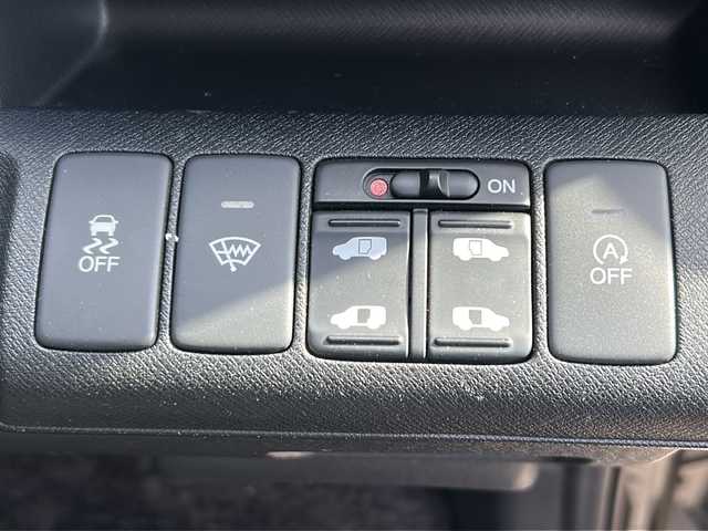 ホンダ ステップワゴン スパーダ Z インターナビセレ 秋田県 2012(平24)年 7.4万km プレミアムスパークルブラックパール 純正メモリナビ/純正CD、DVD、TV/両側パワースライドドア/純正後席モニター/純正16インチAW/バックカメラ/スペアキー/社外15インチAWスタッドレス積込み/取説、保証書