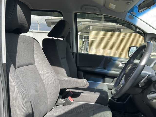 ホンダ ステップワゴン スパーダ Z インターナビセレ 秋田県 2012(平24)年 7.4万km プレミアムスパークルブラックパール 純正メモリナビ/純正CD、DVD、TV/両側パワースライドドア/純正後席モニター/純正16インチAW/バックカメラ/スペアキー/社外15インチAWスタッドレス積込み/取説、保証書