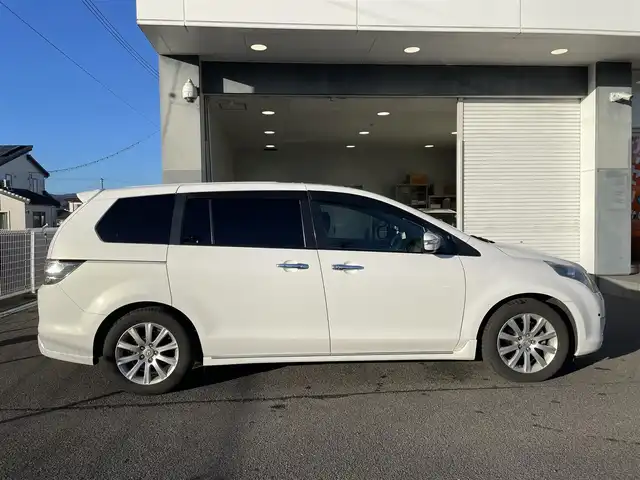 マツダ ＭＰＶ 23C Sporty Pack 福島県 2007(平19)年 17.7万km クリスタルホワイトパールマイカ 4WD/純正HDDナビ/BOSEサウンドシステム/両側パワースライドドア/フロント/サイド/バックカメラ/コーナーセンサー/ステアリングリモコン/オートライト/キセノンライト/フォグライト/スマートキー/ドアバイザー/フロアマット/ETC