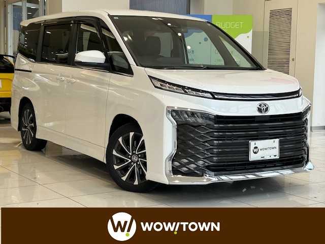 トヨタ ヴォクシー S－Z 埼玉県 2023(令5)年 3.7万km ホワイトパールクリスタルシャイン トヨタセーフティセンス/快適利便パッケージＨＩＧＨ/純正10.5インチナビ/　　CD/DVD/BT/フルセグTV/バックカメラ/両側パワースライドドア/パワーバックドア/レーダークルーズコントロール/LEDオートライト/ハーフレザーシート/シートヒーター/純正17インチAW/ブラインドスポットモニター/ステアリングスイッチ/プッシュスタート/ETC/禁煙車