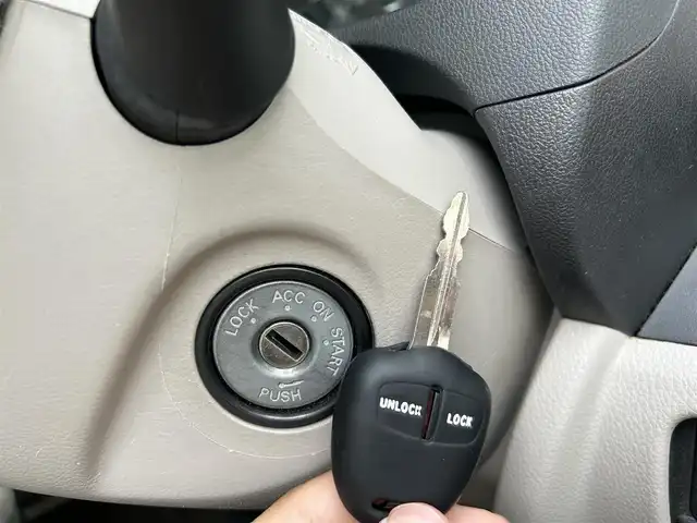 日産 デイズ ルークス S 埼玉県 2014(平26)年 6.7万km プレミアムパープルP 電子チューナーラジオ（AM/FM/CD）/純正14インチアルミホイール/両側スライドドア/純正フロアマット/純正ドアバイザー/電動格納ミラー/アイドリングストップ/ダブルエアバッグ/リモコンキー/スペアキー2（板キー）/車両/ラジオ取扱説明書/保証書