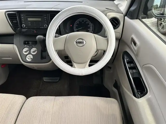 日産 デイズ ルークス S 埼玉県 2014(平26)年 6.7万km プレミアムパープルP 電子チューナーラジオ（AM/FM/CD）/純正14インチアルミホイール/両側スライドドア/純正フロアマット/純正ドアバイザー/電動格納ミラー/アイドリングストップ/ダブルエアバッグ/リモコンキー/スペアキー2（板キー）/車両/ラジオ取扱説明書/保証書