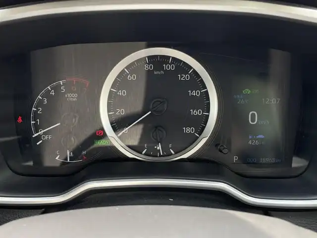 トヨタ カローラツーリング ハイブリッド S 道央・札幌 2020(令2)年 3.9万km ホワイトパールクリスタルシャイン ・４WD/・衝突軽減ブレーキ/・寒冷地仕様/・純正ディスプレイオーディオ/　CD＆DVD＆BT/・バックカメラ/・コーナーセンサー/・レーンキープアシスト/・レーダークルーズコントロール/・オートライト/・オートエアコン/・オートリトラミラー/・ミラーヒーター/・ワイパー熱線/・ビルトインETC/・前後ドライブレコーダー/・エンジンスターター/・プッシュスタート/・スマートキー/・ハンズフリー/・ステアリングスイッチ/・社外AW＆冬タイヤ積込/　205/55/16  2024年　6分山/・純正フロアマット/・ドアバイザー/・ウィンカーミラー/・フォグライト/・スペアキー