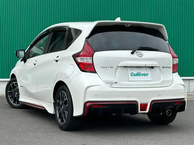 日産 ノート e－パワーニスモ S 宮城県 2020(令2)年 3.8万km ブリリアントホワイトパール インテリジェントルームミラー/＋インテリジェントアラウンドビューモニター＋ドアミラーヒーター/インテリジェントクルーズコントロール＋車線逸脱防止支援/＝＝＝/インテリジェントエマージェンシーブレーキ/車線逸脱警報/踏み間違い防止アシスト/コーナーセンサー/ハイビームアシスト/純正ナビ（MJ320D-W）/・CD/DVD/・Bluetooth/・フルセグTV/ETC/ドライブレコーダー/革巻きステアリング/ステアリングスイッチ/LEDヘッドランプ/フォグランプ/オートライト/スマートキー＆プッシュスタート/スペアキー1本/電動格納ミラー/純正16インチAW/純正ドアバイザー/純正フロアマット/Wエアバッグ