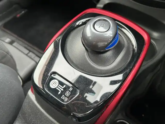日産 ノート e－パワーニスモ S 宮城県 2020(令2)年 3.8万km ブリリアントホワイトパール インテリジェントルームミラー/＋インテリジェントアラウンドビューモニター＋ドアミラーヒーター/インテリジェントクルーズコントロール＋車線逸脱防止支援/＝＝＝/インテリジェントエマージェンシーブレーキ/車線逸脱警報/踏み間違い防止アシスト/コーナーセンサー/ハイビームアシスト/純正ナビ（MJ320D-W）/・CD/DVD/・Bluetooth/・フルセグTV/ETC/ドライブレコーダー/革巻きステアリング/ステアリングスイッチ/LEDヘッドランプ/フォグランプ/オートライト/スマートキー＆プッシュスタート/スペアキー1本/電動格納ミラー/純正16インチAW/純正ドアバイザー/純正フロアマット/Wエアバッグ