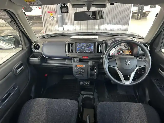 スズキ アルト ハイブリッドX 愛知県 2024(令6)年 1.1万km ソフトベージュメタリック 純正7型メモリナビ　/(フルセグＴＶ/CD/DVD/BT/SD)/前席シートヒーター　/前後ドラレコ　/ＥＴＣ　/衝突軽減システム　/レーンアシスト　/アイドリングストップ　/純正ＬＥＤヘッドライト　/純正フロアマット　/純正１４インチＡＷ　/ドアバイザー