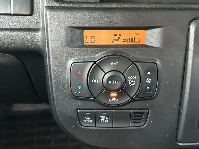 スズキ アルト ハイブリッドX 愛知県 2024(令6)年 1.1万km ソフトベージュメタリック 純正7型メモリナビ　/(フルセグＴＶ/CD/DVD/BT/SD)/前席シートヒーター　/前後ドラレコ　/ＥＴＣ　/衝突軽減システム　/レーンアシスト　/アイドリングストップ　/純正ＬＥＤヘッドライト　/純正フロアマット　/純正１４インチＡＷ　/ドアバイザー