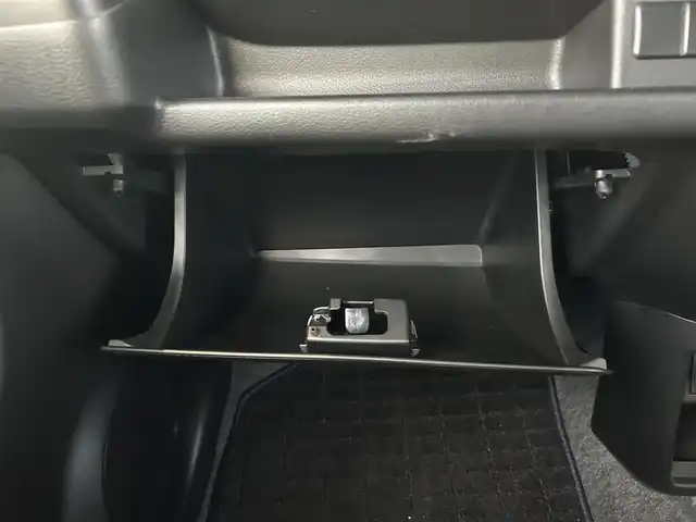 スズキ アルト ハイブリッドX 愛知県 2024(令6)年 1.1万km ソフトベージュメタリック 純正7型メモリナビ　/(フルセグＴＶ/CD/DVD/BT/SD)/前席シートヒーター　/前後ドラレコ　/ＥＴＣ　/衝突軽減システム　/レーンアシスト　/アイドリングストップ　/純正ＬＥＤヘッドライト　/純正フロアマット　/純正１４インチＡＷ　/ドアバイザー