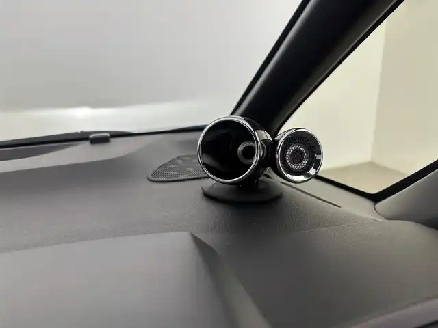 トヨタ ノア ハイブリッド S－Z 大分県 2024(令6)年 4万km メタルストリームM 純正１０．５型ディスプレイオーディオ/(CD/DVD/BT/フルセグTV/AppleCarPlay/AndroidAuto)/１４型フリップダウンモニター/ビルとインＥＴＣ/バックカメラ/ＢＳＭ/Ｔｏｙｏｔａ　Ｓａｆｅｔｙ　Ｓｅｎｓｅ/・プリクラッシュセーフティ/・レーントレーシングアシスト/・レーンディパーチャーアラート/・レーダークルーズコントロール/・オートマチックハイビーム/・ロードサインアシスト/・プロアクティブドライビングアシスト/・発進遅れ告知機能/シートヒーター/両側パワースライド