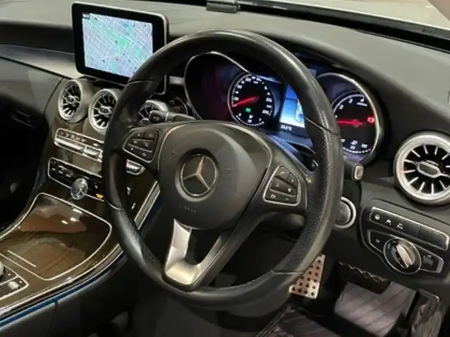 メルセデス・ベンツ Ｃ２００ 4マチックアバンギャルド 道央・札幌 2017(平29)年 5.3万km イリジウムシルバー メタリックペイント/レーダーセーフティパッケージ/　・ACC/　・PRE-SAFE/　・BASプラス/　・リアCPA/　・レーンキープアシスト/　・ブラインドスポットアシスト/ベーシックパッケージ/　・パークトロニック/　・アクティブパーキングアシスト/　・前席シートヒーター/ハーフレザーシート/メモリー付パワーシート/純正HDDナビ/フルセグテレビ/DVD/BT/SD/USB/バックカメラ/LEDインテリジェントシステム/アダプティブハイビームアシストプラス