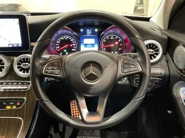メルセデス・ベンツ Ｃ２００ 4マチックアバンギャルド 道央・札幌 2017(平29)年 5.3万km イリジウムシルバー メタリックペイント/レーダーセーフティパッケージ/　・ACC/　・PRE-SAFE/　・BASプラス/　・リアCPA/　・レーンキープアシスト/　・ブラインドスポットアシスト/ベーシックパッケージ/　・パークトロニック/　・アクティブパーキングアシスト/　・前席シートヒーター/ハーフレザーシート/メモリー付パワーシート/純正HDDナビ/フルセグテレビ/DVD/BT/SD/USB/バックカメラ/LEDインテリジェントシステム/アダプティブハイビームアシストプラス