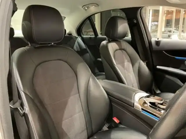 メルセデス・ベンツ Ｃ２００ 4マチックアバンギャルド 道央・札幌 2017(平29)年 5.3万km イリジウムシルバー メタリックペイント/レーダーセーフティパッケージ/　・ACC/　・PRE-SAFE/　・BASプラス/　・リアCPA/　・レーンキープアシスト/　・ブラインドスポットアシスト/ベーシックパッケージ/　・パークトロニック/　・アクティブパーキングアシスト/　・前席シートヒーター/ハーフレザーシート/メモリー付パワーシート/純正HDDナビ/フルセグテレビ/DVD/BT/SD/USB/バックカメラ/LEDインテリジェントシステム/アダプティブハイビームアシストプラス