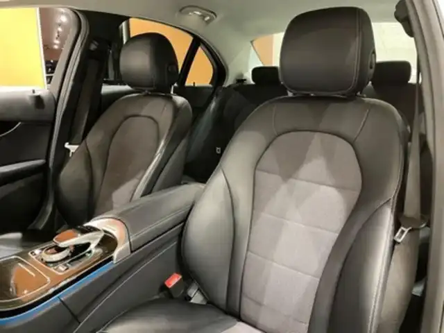 メルセデス・ベンツ Ｃ２００ 4マチックアバンギャルド 道央・札幌 2017(平29)年 5.3万km イリジウムシルバー メタリックペイント/レーダーセーフティパッケージ/　・ACC/　・PRE-SAFE/　・BASプラス/　・リアCPA/　・レーンキープアシスト/　・ブラインドスポットアシスト/ベーシックパッケージ/　・パークトロニック/　・アクティブパーキングアシスト/　・前席シートヒーター/ハーフレザーシート/メモリー付パワーシート/純正HDDナビ/フルセグテレビ/DVD/BT/SD/USB/バックカメラ/LEDインテリジェントシステム/アダプティブハイビームアシストプラス
