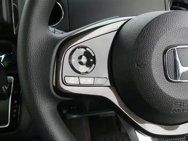 ホンダ Ｎ ＢＯＸ カスタム G L ホンダセンシング 千葉県 2020(令2)年 4万km プレミアムベルベットパープル・パール ホンダセンシング/・衝突軽減ブレーキ（CMBS）/・車線維持支援システム（LKAS）/・アダプティブクルーズコントロール（ACC）/・後方誤発進抑制機能/・誤発進抑制機能/両側パワースライドドア/純正SDナビ/【CD再生機能】/バックカメラ/ドライブレコーダー/ETC/LEDヘッドライト/フォグライト/ウインカーミラー/リアコーナーセンサー/純正14インチアルミホイル/サイド/カーテンエアバッグ/Honda スマートキー