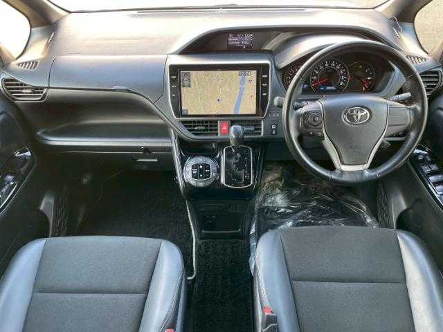 トヨタ ノア Si ダブルバイビーⅡ 岩手県 2019(令1)年 5.9万km ブラック 純正１０インチナビ　Ｂｌｕｅｔｏｏｔｈ／ＣＤ／ＤＶＤ／フルセグＴＶ　/４ＷＤ　/バックカメラ　/クルーズコントロール　/両側パワースライドドア　/アイドリングストップ　/フリップダウンモニター　/ＥＴＣ/WAC/前方ドラレコ/TVキャンセラー/電動格納ミラー