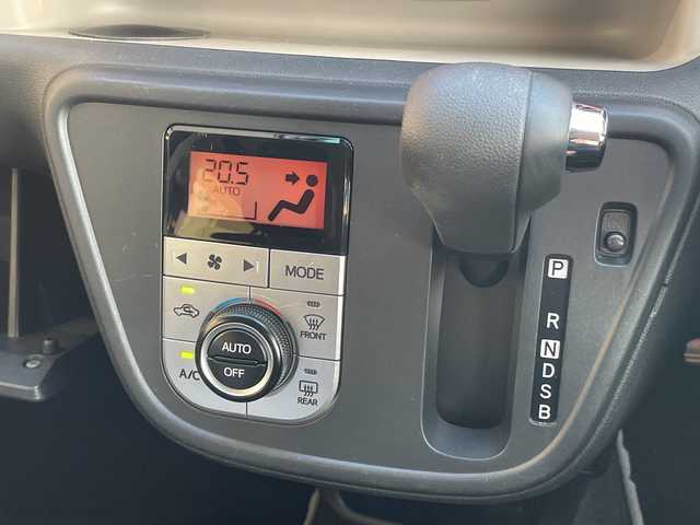 トヨタ パッソ モーダ　Gパッケージ 愛知県 2016(平28)年 6.7万km ブラックマイカメタリック/ファインブルーマイカメタリック 2トーン 純正ナビ/バックカメラ/コーナーセンサー/純正アルミホイール/LEDヘッドライト/オートライト/ドライブレコーダー/ETC/衝突軽減システム/ワンセグ/CD/Bluetooth/ステアリングスイッチ/スマートキー/プッシュスタート