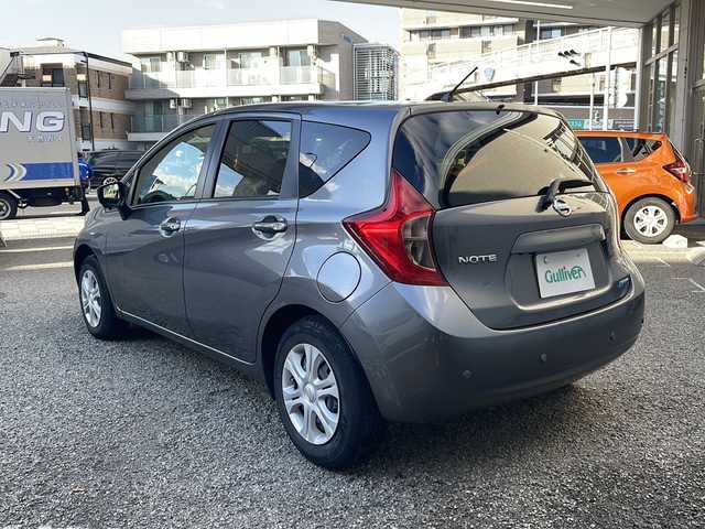 日産 ノート X DIG－S Vセレ +セーフ 兵庫県 2015(平27)年 7.4万km ダークメタルグレー 純正ディーラーSDナビ/Bluetooth/USB/iPod/CD/DVD/AM/FM/ワンセグテレビ（走行中視聴可能）/アラウンドビューモニター/アイドリングストップ/前後ドライブレコーダー/ETC/エマージェンシーブレーキ/アンチロック・ブレーキ・システム/レーンキープアシスト/前後コーナーセンサー/横滑り防止装置/盗難防止装置/パワーウィンドウ/パワーステアリング/純正フロアマット/エアバッグ（W）/スマートキー/スペアキー（1本）/保証書/取扱説明書