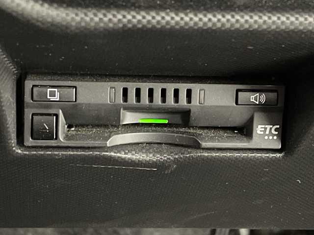 ダイハツ ロッキー G 岐阜県 2020(令2)年 4.6万km ナチュラルベージュマイカM 純正メモリナビ（NMZK-W70D）/フルセグ/BT/DVD/USB/バックカメラ/スマートアシスト/・レーダークルーズコントロール/・衝突軽減ブレーキ/・レーンキープアシスト/・先行車発進お知らせ機能/・誤発進抑制制御機能/クリアランスソナー/純正ドライブレコーダー/純正ビルトインETC/前席シートヒーター/寒冷地仕様/純正17インチAW/LEDオートライト/フォグランプ/ステアリングスイッチ/アイドリングストップ