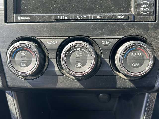スバル インプレッサ ＸＶ 2．0i－L アイサイト 新潟県 2012(平24)年 12.8万km タンジェリンオレンジパール 4WD/純正HDDナビ/CD/DVD/BT/フルセグテレビ/ミュージックサーバー/バックカメラ/ETC/衝突被害軽減ブレーキ/レーンキープアシスト/レーダークルーズコントロール/革シート/運転席パワーシート/シートヒーター /パドルシフト/ステアリングスイッチ/スマートキー/プッシュスタート/キセノンヘッドライト/オートライト/フォグランプ/純正17インチアルミホイール