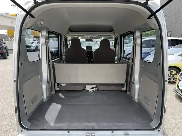 スズキ エブリイ PA 和歌山県 2021(令3)年 1.8万km シルキーシルバーメタリック 社外KENWOODナビ/登録時走行距離17161km/５MT/後席マットレス×３/ETC/ラバーマット/ドアバイザー