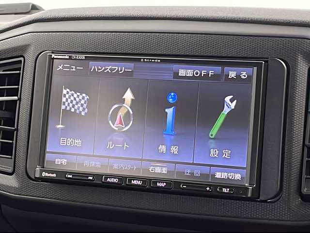 ダイハツ ミラ イース L SAⅢ 新潟県 2017(平29)年 1.1万km ホワイト 社外ナビ/スマートアシストIII/　・衝突軽減ブレーキ/　・車線逸脱警報機能/　・誤発進抑制制御機能/　・先行車発進お知らせ機能/　・オートハイビーム/社外ナビ/コーナーセンサー/リモコンキー/Bluetooth/アイドリングストップ/横滑り防止機能/フロアマット