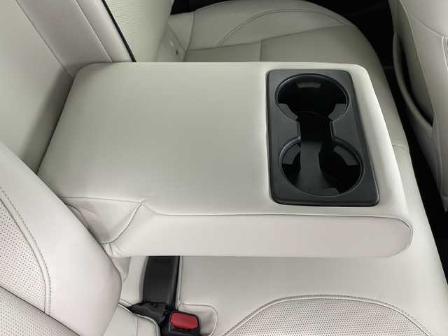 マツダ ＣＸ－３０ X Lパッケージ 新潟県 2020(令2)年 3.3万km スノーフレイクホワイトパールマイカ 4WD/サンルーフ/BOSEプレミアムサウンド/メーカー純正ナビ/(CD.DVD.HDD.フルセグ.USB.Bluetooth)/全方位カメラ/マルチテレイン/衝突軽減ブレーキ/レーダークルーズコントロール/レーンキープアシスト/オートマチックハイビーム/革巻きステアリング/ステアリングリモコン.ヒーター/LEDオートライト/フォグランプ/パドルシフト/運転席パワーシート(メモリ)/前席シートヒーター/ホワイトレザーシート/コーナーセンサー/スマートキー×2/純正ラバーマット/スタッドレスAWセット車載