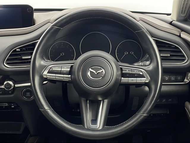 マツダ ＣＸ－３０ X Lパッケージ 新潟県 2020(令2)年 3.3万km スノーフレイクホワイトパールマイカ 4WD/サンルーフ/BOSEプレミアムサウンド/メーカー純正ナビ/(CD.DVD.HDD.フルセグ.USB.Bluetooth)/全方位カメラ/マルチテレイン/衝突軽減ブレーキ/レーダークルーズコントロール/レーンキープアシスト/オートマチックハイビーム/革巻きステアリング/ステアリングリモコン.ヒーター/LEDオートライト/フォグランプ/パドルシフト/運転席パワーシート(メモリ)/前席シートヒーター/ホワイトレザーシート/コーナーセンサー/スマートキー×2/純正ラバーマット/スタッドレスAWセット車載