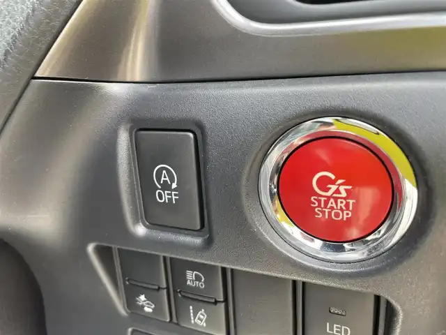 トヨタ ノア Si G’s 石川県 2016(平28)年 6.8万km ホワイトパールクリスタルシャイン 衝突軽減ブレーキ/純正10型メモリーナビ/フルセグTV/バックカメラ/LEDヘッドライト/ETC/純正OP18インチアルミホイール/ハーフレザーシート/ドライブレコーダー/スマートキー/プッシュスタート/電動ミラー/片側パワースライドドア/保証書