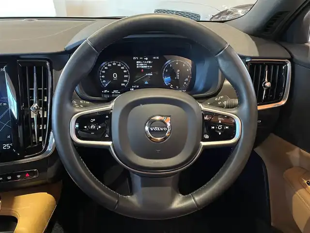 ボルボ Ｖ９０ クロスカントリー T5 AWD モメンタム 道央・札幌 2018(平30)年 3万km オスミウムグレーM ワンオーナー/インテリセーフACC/BLIS/LKA/LCMA/CTA/360°カメラ/パークアシストパイロット/ブラウンレザーシート/シートヒーター/LEDヘッドライト/パワーテールゲート