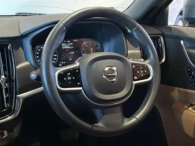 ボルボ Ｖ９０ クロスカントリー T5 AWD モメンタム 道央・札幌 2018(平30)年 3万km オスミウムグレーM ワンオーナー/インテリセーフACC/BLIS/LKA/LCMA/CTA/360°カメラ/パークアシストパイロット/ブラウンレザーシート/シートヒーター/LEDヘッドライト/パワーテールゲート
