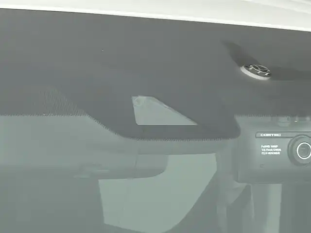 トヨタ アルファード S 道央・札幌 2019(令1)年 6.8万km ホワイトパールクリスタルシャイン ・ワンオーナー/・４WD/・寒冷地仕様/・ALPINE　BIGＸナビ/・ALPINEフリップダウンモニター/・社外前後ドライブレコーダー/・フロント/サイド/バックカメラ/・ビルトインETC/・トヨタセーフティセンス/・レーダークルーズコントロール/・オートハイビーム/・PCS/・LTA/・クリアランスソナー/・PKSB/・RSA/・両側パワースライドドア/・シートカバー/・プッシュスタート/・スマートキー/・純正エンジンスターター/・LEDヘッドライト/・フォグライト/・オートライト/・純正フロアマット/・ドアバイザー/・純正AW付スタッドレス積込/　225/60/R17
