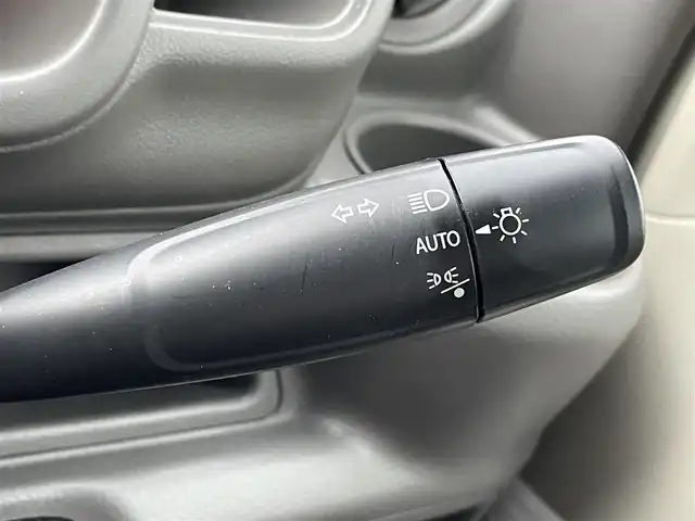 スズキ エブリイ PA リミテッド 岡山県 2023(令5)年 3.5万km ノクターンブルーパール 登録時走行距離34747km/純正SDナビ/(AM/FM/DISC/TV/BT)/ETC/バックカメラ/MTモード付AT/リモコンキー/スペアキー/キセノンヘッドライト/純正１２インチアルミホイール/パワーステアリング/パワーウィンドウ/保証書/記録簿/取扱説明書