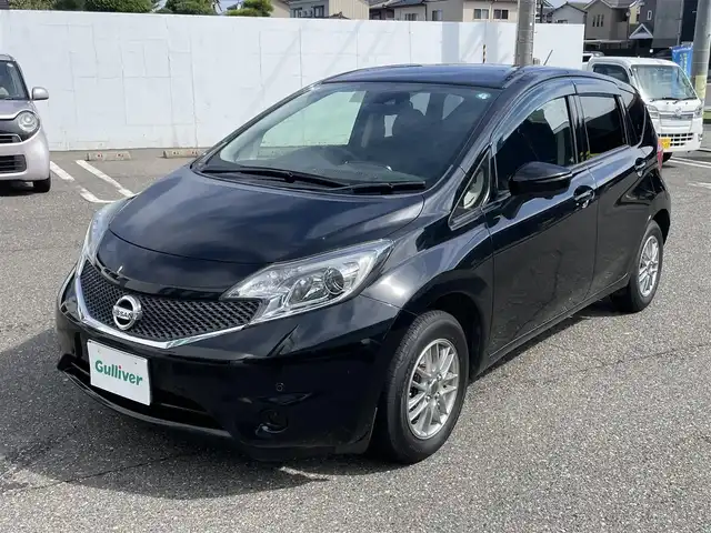 日産 ノート X DIG－S Vセレ +セーフ 新潟県 2015(平27)年 13.1万km スーパーブラック ワンオーナー/ターボ/アルパインナビ/ワンセグテレビ/バックカメラ/アラウンドビューモニター/ウィンカーミラー/ドアバイザー/プッシュスタート/純正フロアマット/スペアキー1個