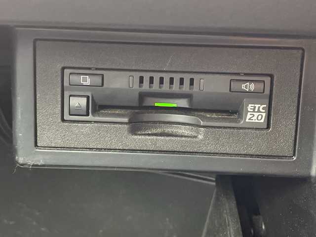 トヨタ ランドクルーザー プラド TX Lパッケージ 千葉県 2018(平30)年 8.3万km ホワイトパールクリスタルシャイン 純正ナビ/・AM/FM/CD/DVD/SD/BT/フルセグTV/プリクラッシュセーフティ/レーンキープアシスト/オートハイビーム/バックカメラ/パワーシート/シートヒーター＆シートベンチレーション/レーダークルーズコントロール/ビルトインETC/ステアリングスイッチ