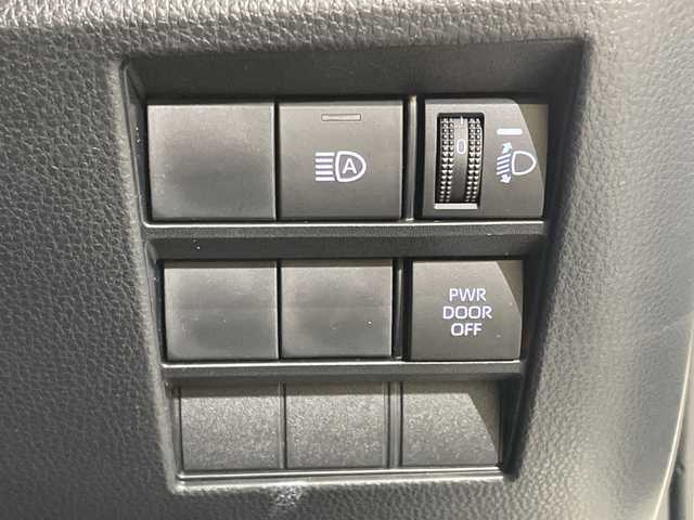 スズキ ランディ ハイブリッドG 愛媛県 2025(令7)年 1.1万km ホワイトパールクリスタルシャイン 社外１０型ナビ（WOWAUTO）　/両側電動スライドドア/シートヒーター　/ハーフレザーシート　/前後コーナーセンサー　/アダプティブクルーズコントロール　/ブラインドスポットモニター　/純正アルミホイール　/ＬＥＤライト