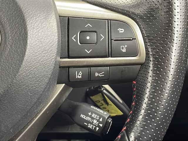 レクサス ＲＸ 300 Fスポーツ 愛知県 2018(平30)年 6.4万km ホワイトノーヴァガラスフレーク 純正ナビ（BT・DVD・CD・TV・AM・FM・USB・AUX）/パノラミックビューモニター/パノラマルーフ/前後ドラレコ/ETC/レーダークルーズコントロール/ヘッドアップディスプレイ/三眼ＬＥＤヘッドライト/LEDオートライト/オートマチックハイビーム/フロントフォグ/パワーバックドア/ブラインドスポットモニター/ルーフレール/コーナーセンサー/前席パワーシート（Ｄ席メモリ付き）/シートヒーター/エアーシート/ステアリングヒーター/赤レザーシート/革巻きステアリング/横滑り防止/レーンアシスト/アイドリングストップ/レクサスセーフティー/ＡＣ１００Ｖ充電/純正ホイール/電格ミラー