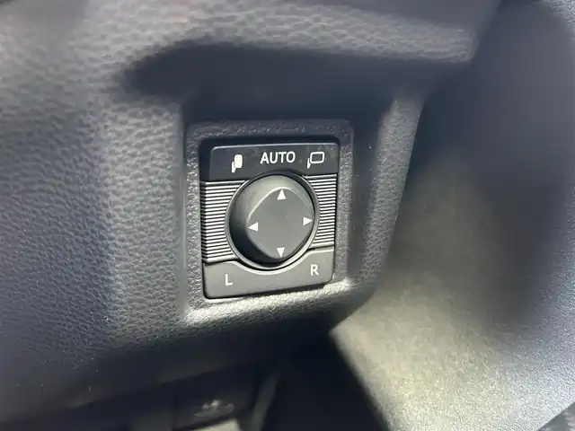 トヨタ クラウン ハイブリッド RS アドバンス 福島県 2020(令2)年 1万km ダークブルーマイカ 純正ナビ/【フルセグTV/FM・AM/BT】/アラウンドビューモニター/レーダークルーズコントロール/衝突軽減/LEDオートライト/ETC/DN席パワーシート/ハーフレザーシート/前後コーナーセンサー/ドライブレコーダー/USB/革巻きステアリング/ステアリングスイッチ/パドルシフト/横滑り防止/レーンキープアシスト/スマートキー/プッシュスタート